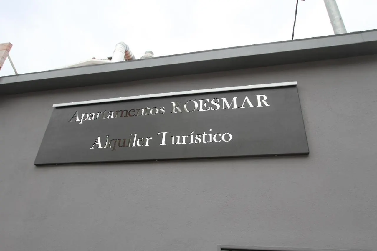 For A Stay Roesmar カンブリルス アパート